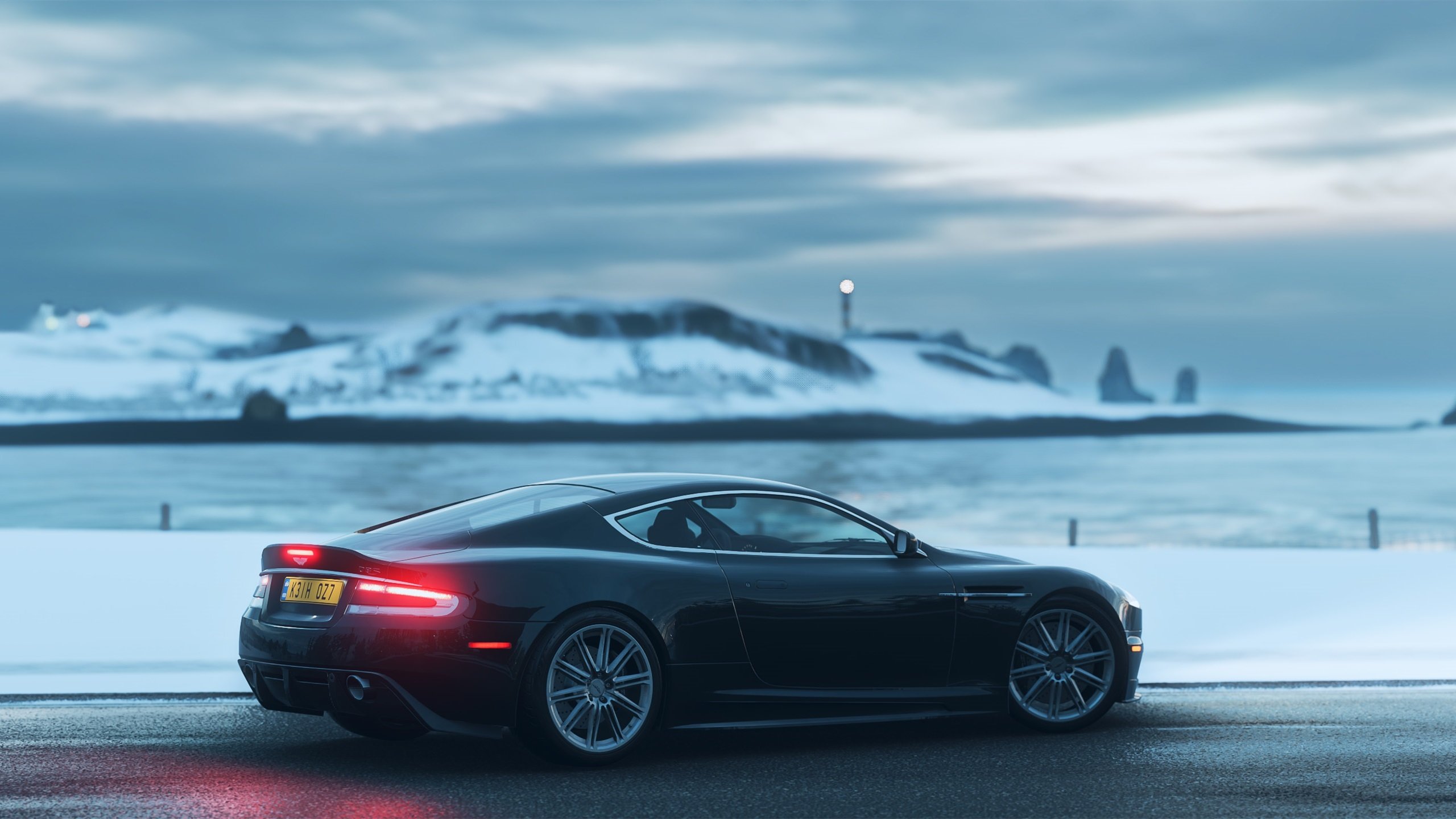 大学生滑雪挑战赛推动校园冰雪发展,大学生滑雪活动